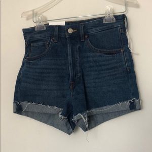 BRAND NEW H&M JEAN SHORTS